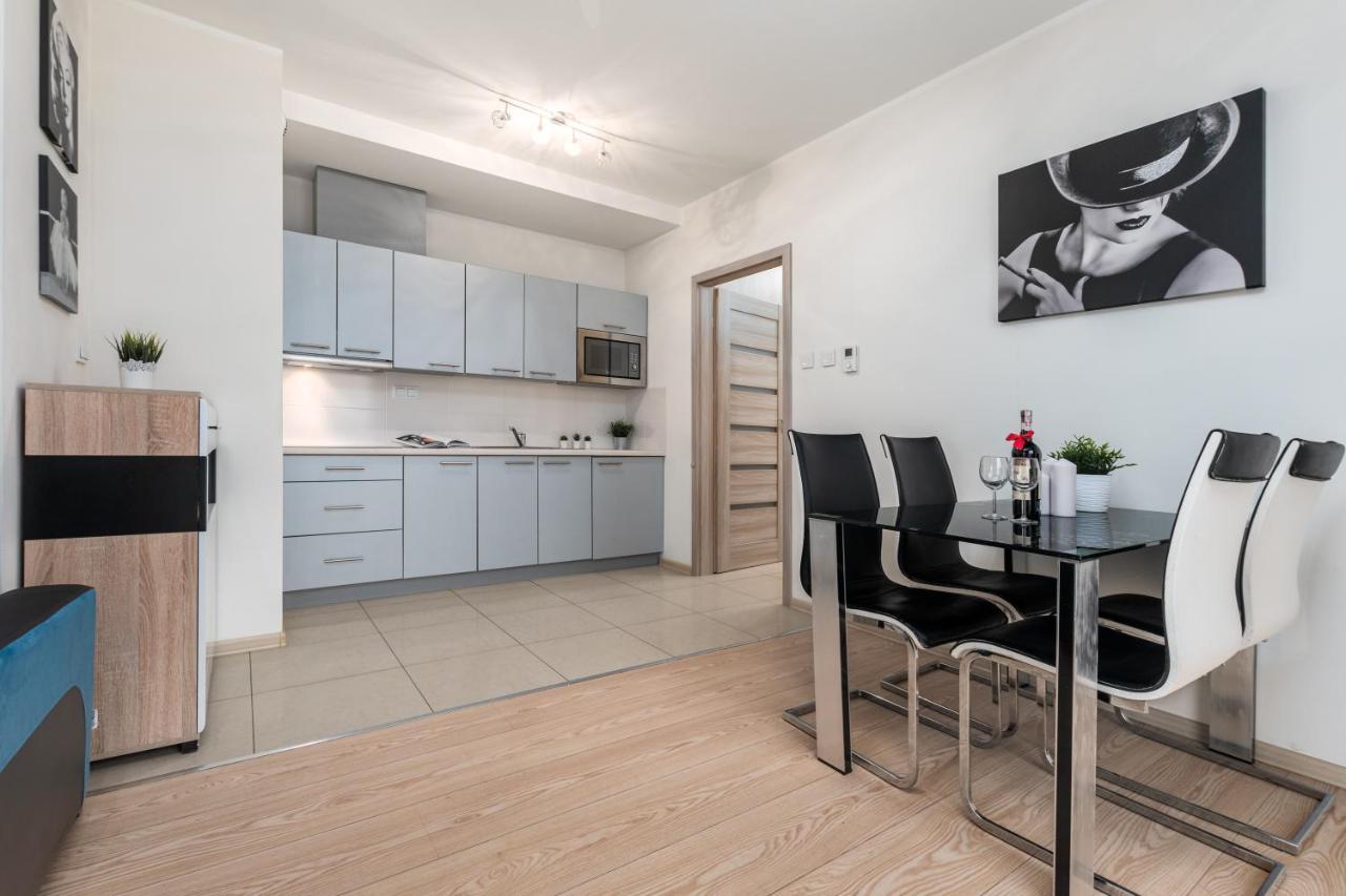 Al Krakowska 291A By Homeprime Warsaw Exterior photo