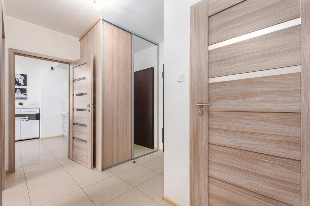 Al Krakowska 291A By Homeprime Warsaw Exterior photo